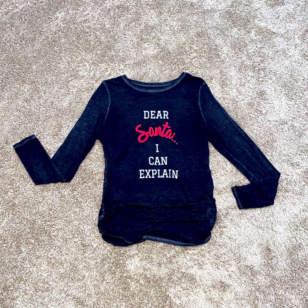 EUC “SANTA I CAN EXPLAIN” MATERNITY TEE 🎅